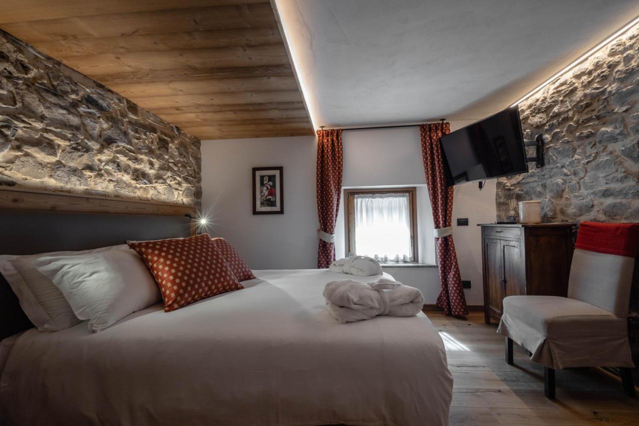 Les Plaisirs D'Antan Hotel Jovencan Ngoại thất bức ảnh